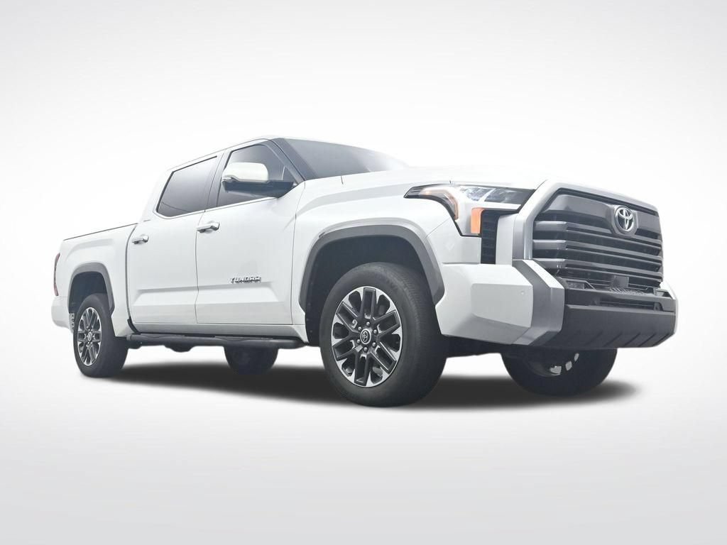 Used 2024 Toyota Tundra Limited AWD/4WD image 38