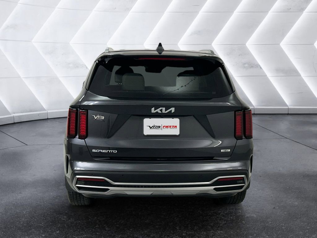 Used 2023 Kia Sorento EX image 5