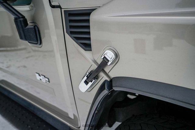 Used 2003 HUMMER H2 w/ Preferred Equipment Group image 80