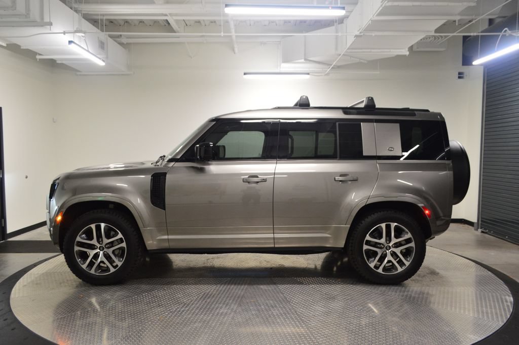 Used 2022 Land Rover Defender 110 XS Edition AWD/4WD video 2