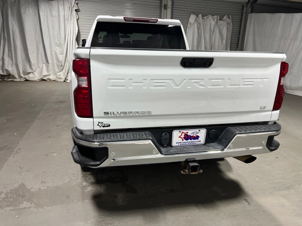 Used 2022 Chevrolet Silverado 2500 LT AWD/4WD image 6