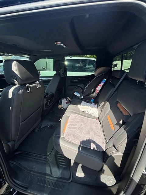 Used 2025 GMC Sierra 1500 AT4 w/ AT4 Premium Package AWD/4WD image 6