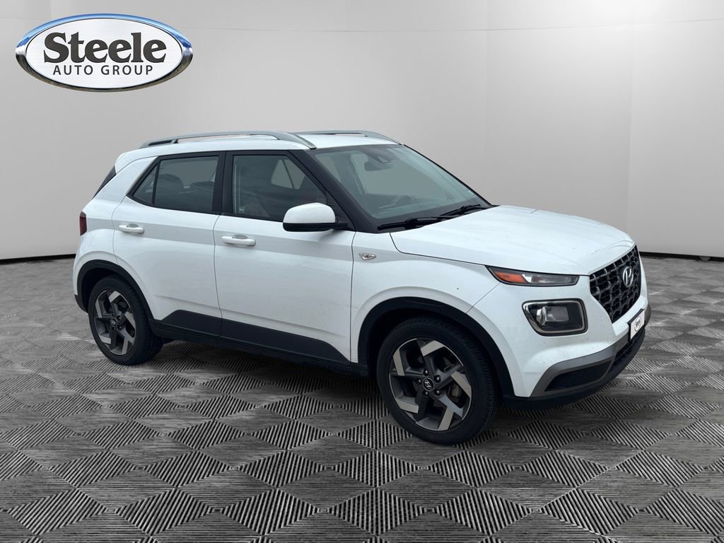 Used 2021 Hyundai Venue SEL w/ Cargo Package FWD image 7
