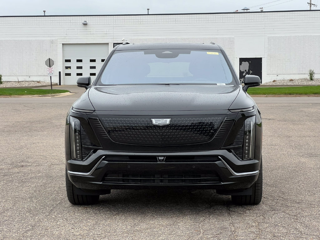 New 2027 Cadillac Vistiq Sport w/ LPO, Floor Liner Package AWD/4WD image 40