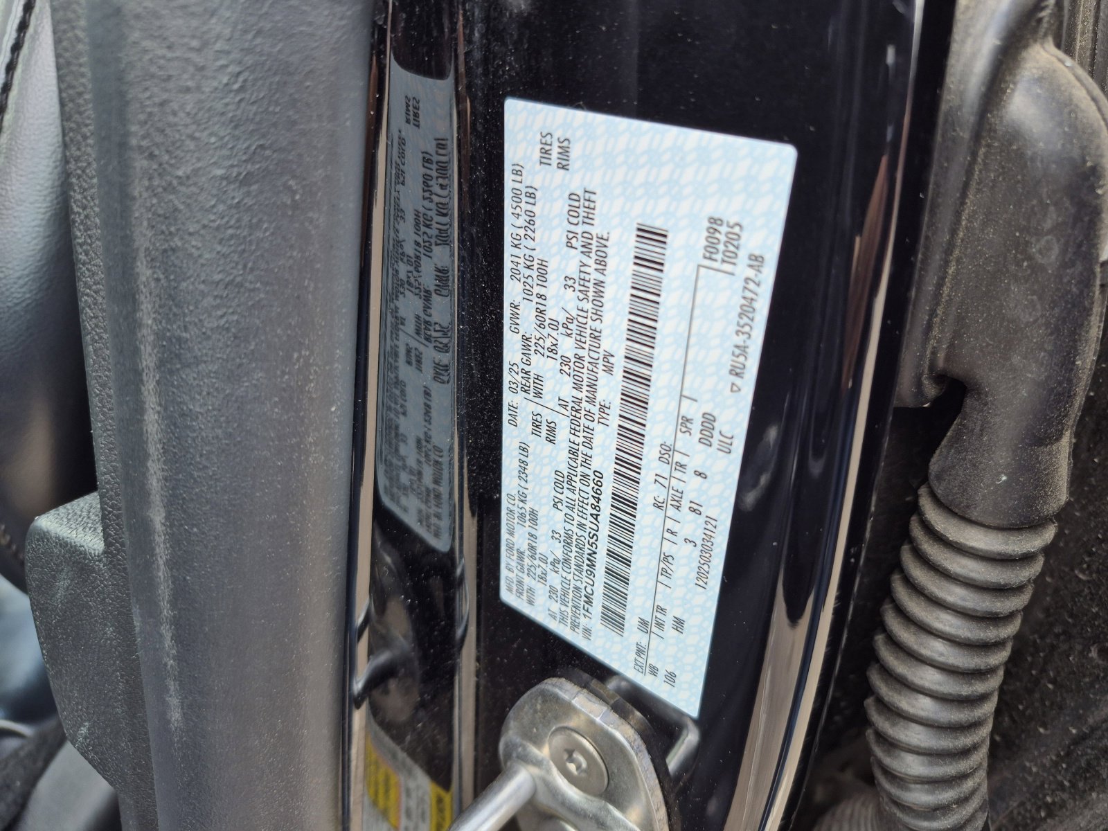 Used 2025 Ford Escape ST-Line image 24