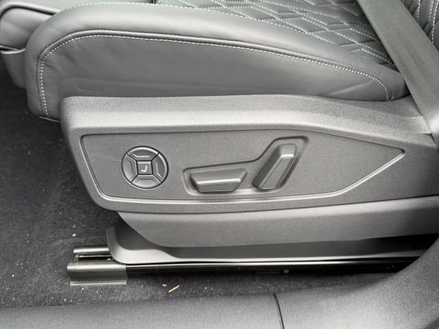 New 2026 Audi SQ5 Premium Plus AWD/4WD image 26
