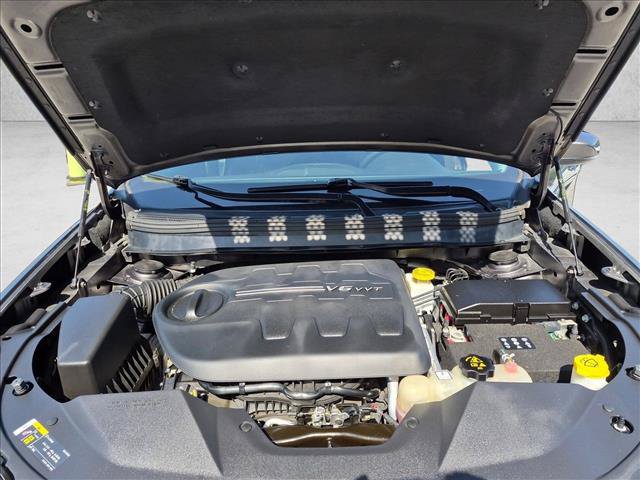 Used 2019 Jeep Cherokee Limited AWD/4WD image 23
