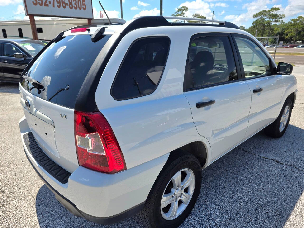 Used 2009 Kia Sportage LX FWD image 4