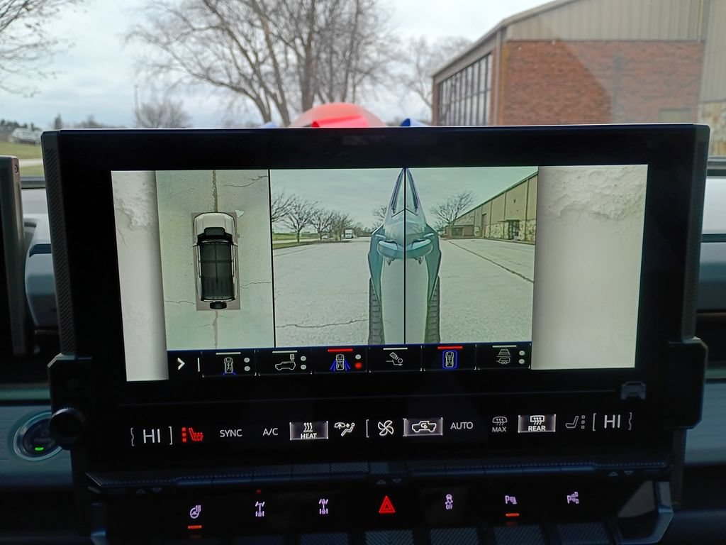 Used 2024 GMC Hummer EV 3X w/ Omega Edition AWD/4WD image 43