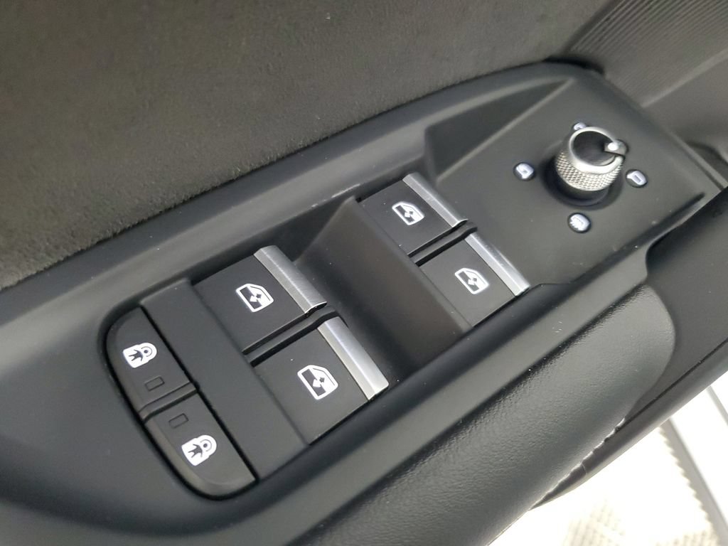 Used 2022 Audi SQ5 Premium Plus AWD/4WD image 19