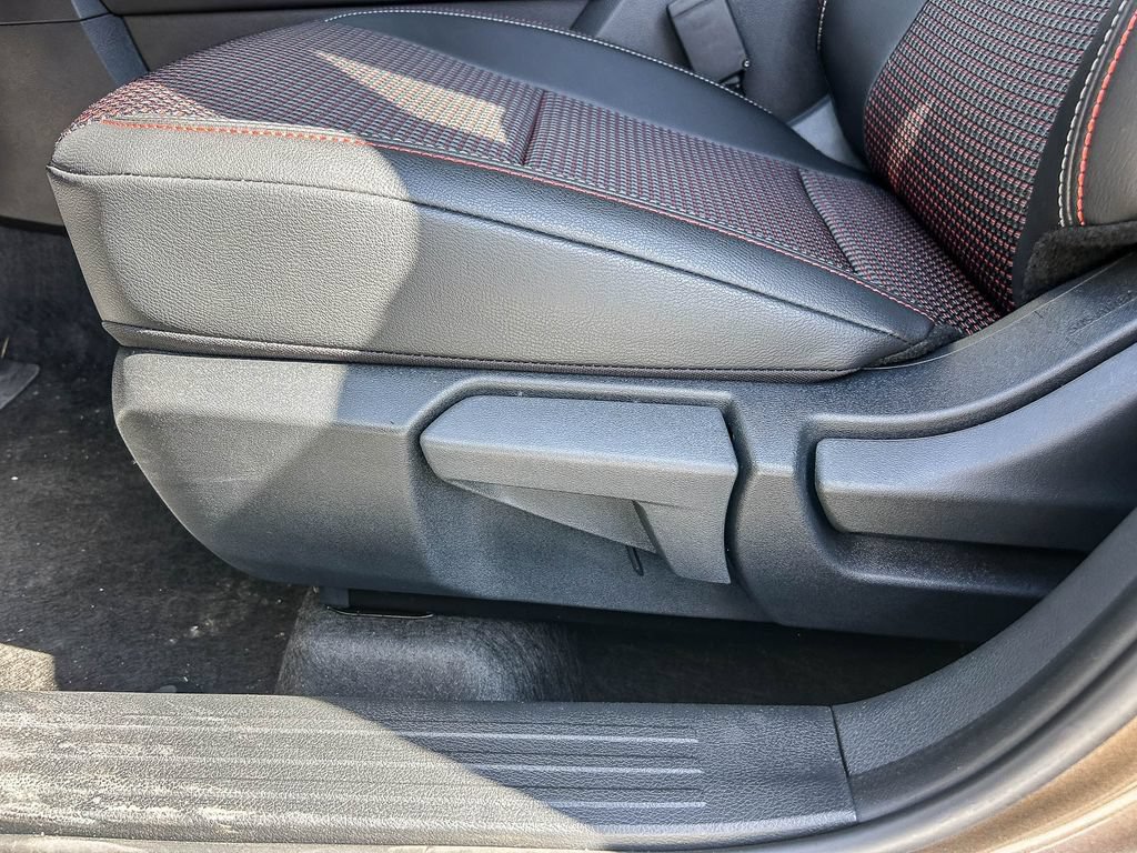 New 2026 Nissan Kicks SR FWD image 25