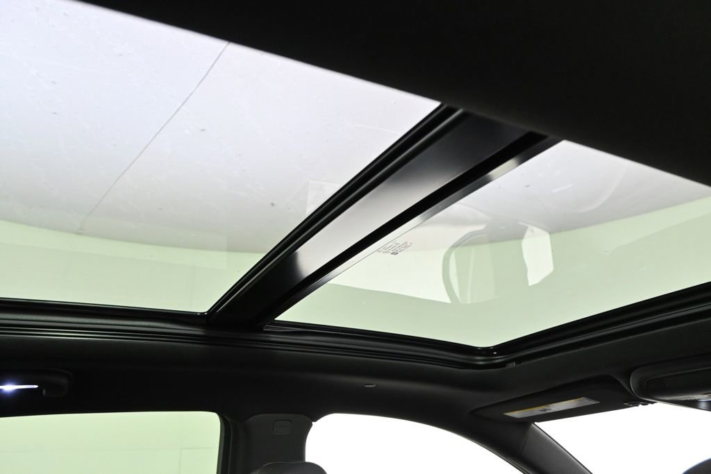 New 2025 Cadillac XT5 Premium Luxury w/ Technology Package image 17