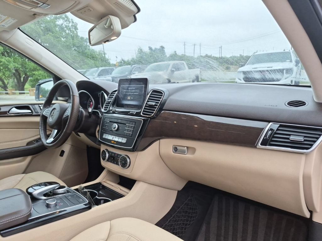 Used 2018 Mercedes-Benz GLE 350 4MATIC image 16