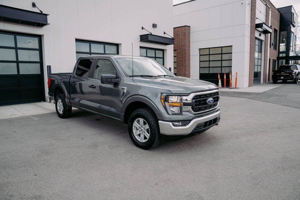 Used 2023 Ford F150 XLT w/ Trailer Tow Package image 4