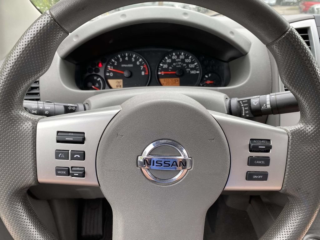 Used 2021 Nissan Frontier SV AWD/4WD image 31