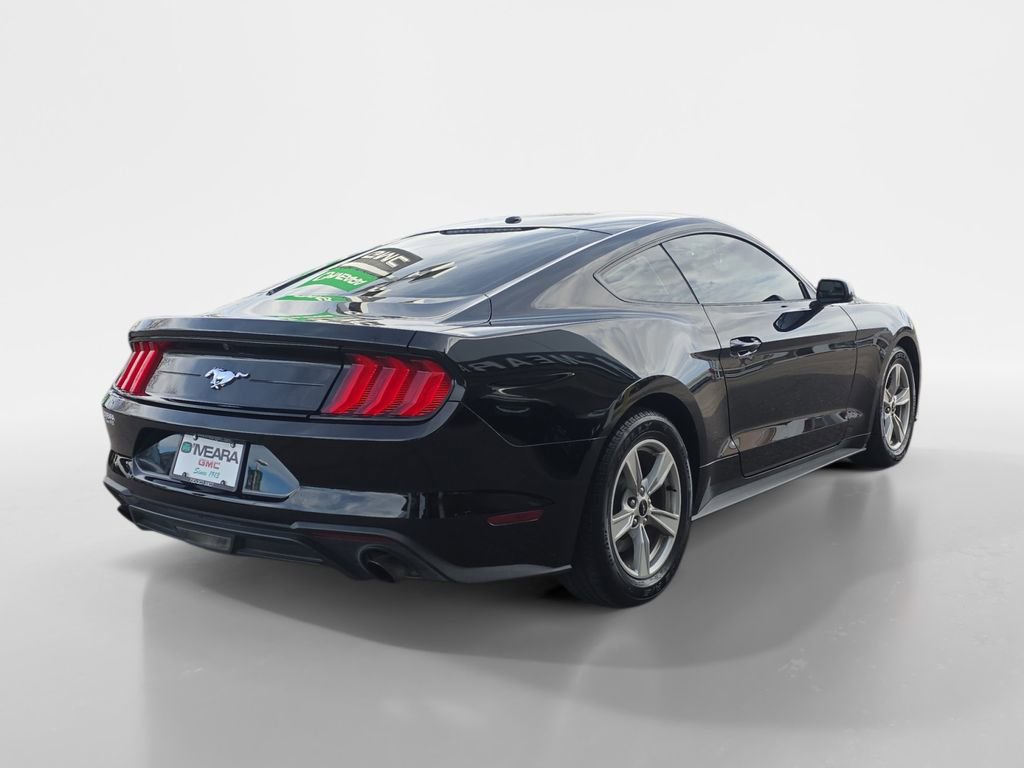 Used 2020 Ford Mustang Coupe image 5