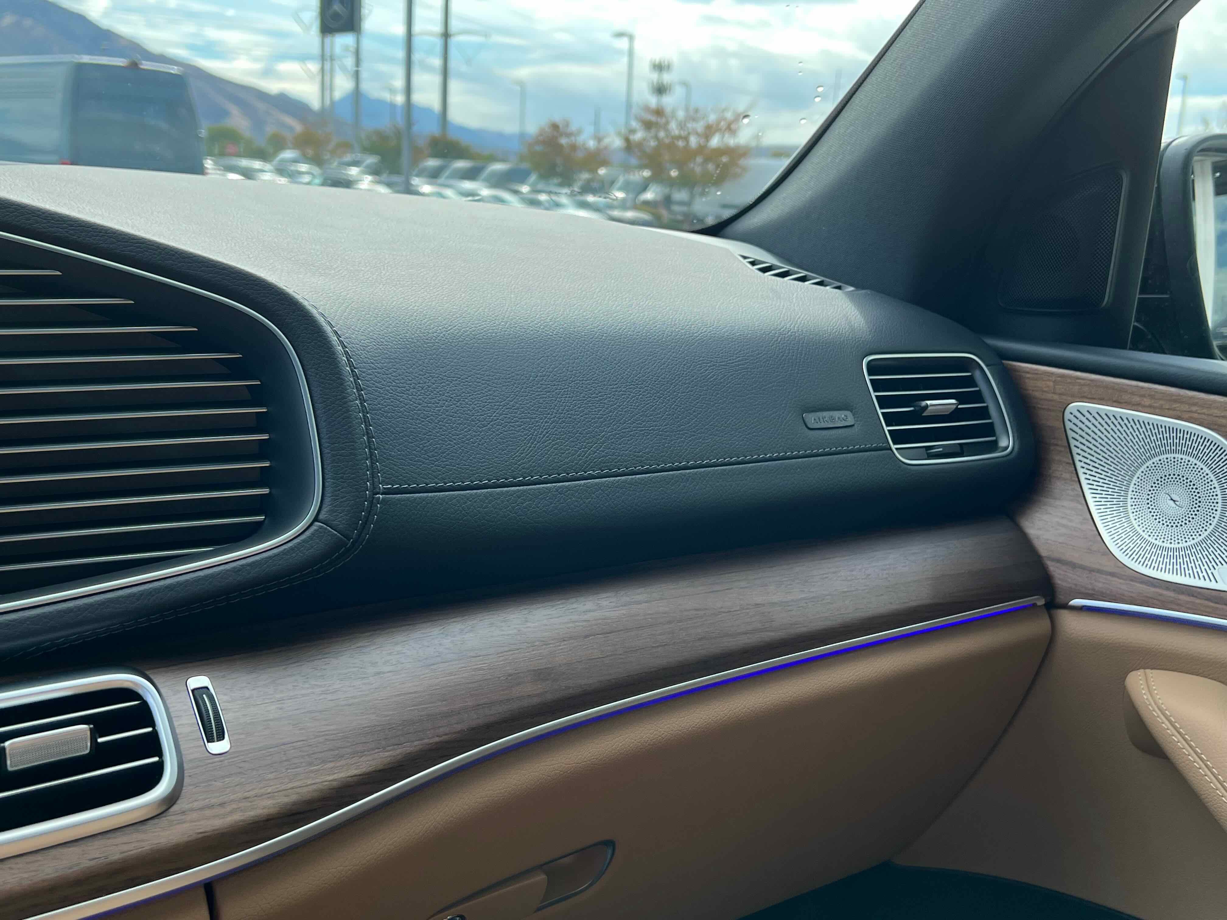 New 2026 Mercedes-Benz GLS 450 4MATIC image 27