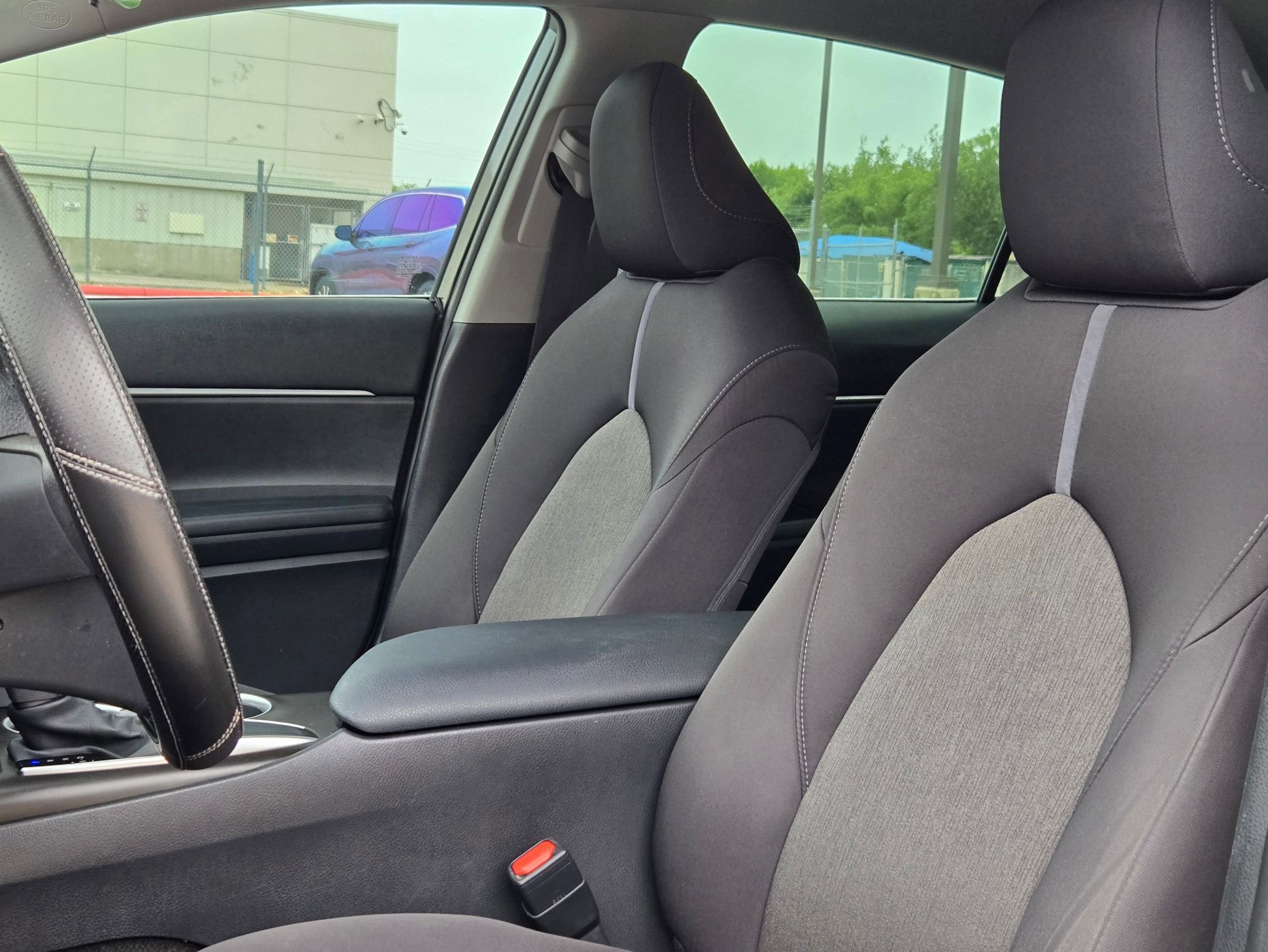 Used 2023 Toyota Camry LE FWD image 13