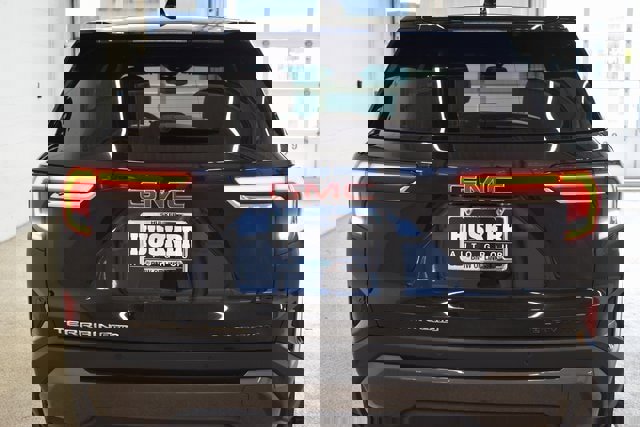 Used 2025 GMC Terrain Elevation image 11