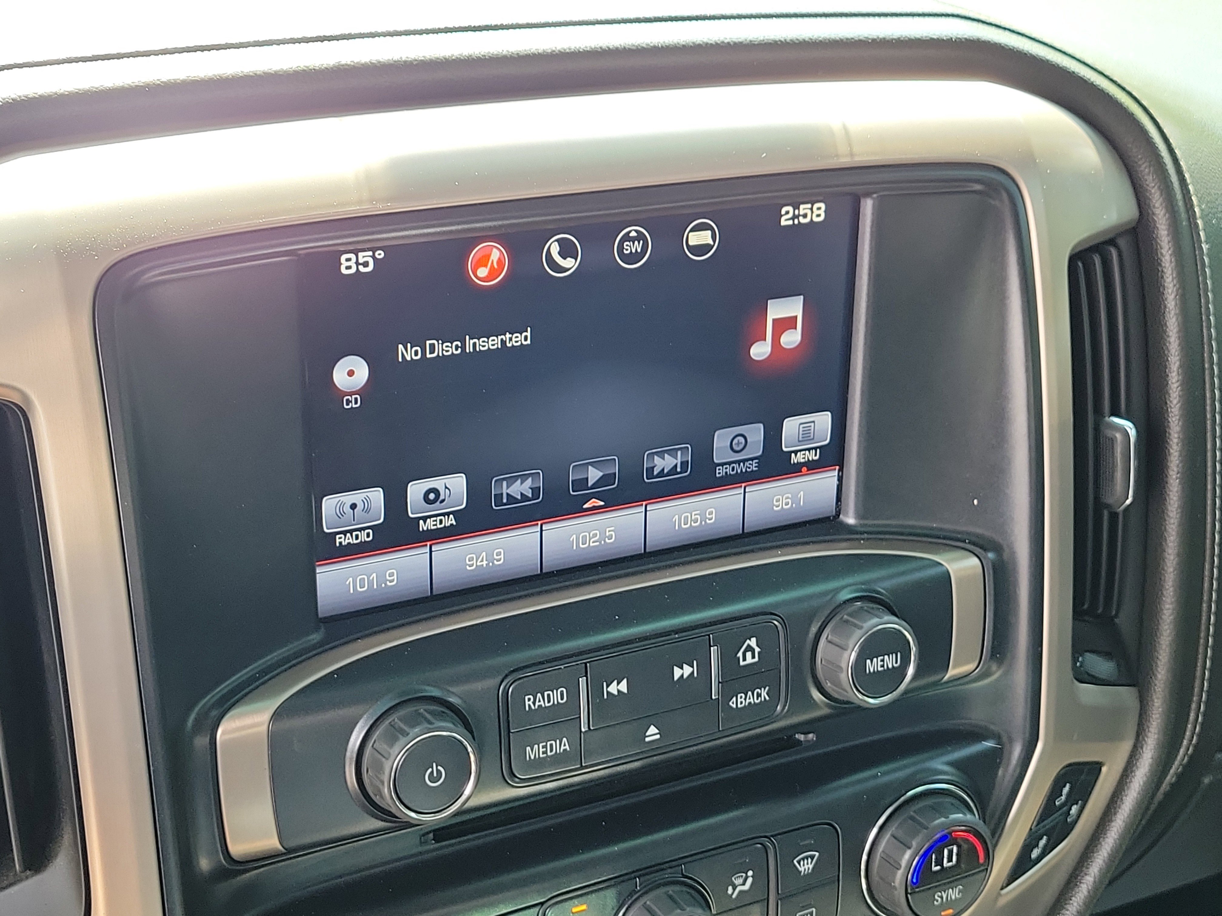 Used 2016 GMC Sierra 2500 Denali w/ Duramax Plus Package AWD/4WD image 25