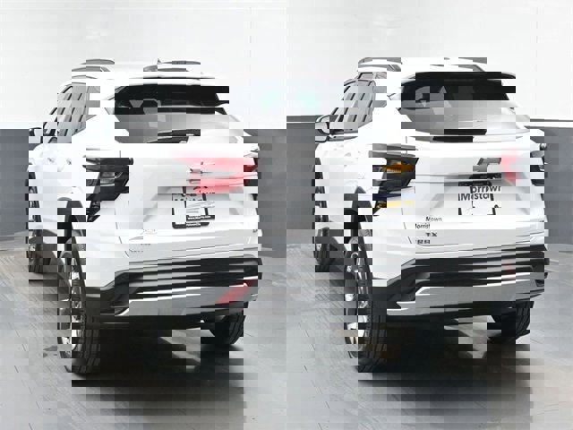 New 2026 Chevrolet Trax LT image 12