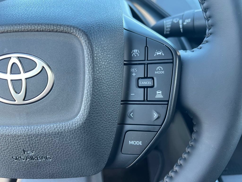 Certified 2026 Toyota Prius LE FWD image 21