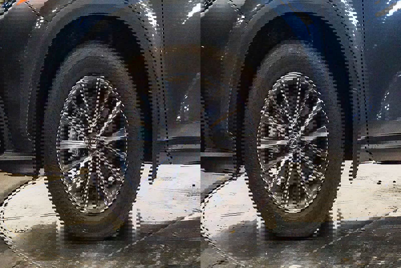 Used 2024 Lexus NX 250 FWD image 9