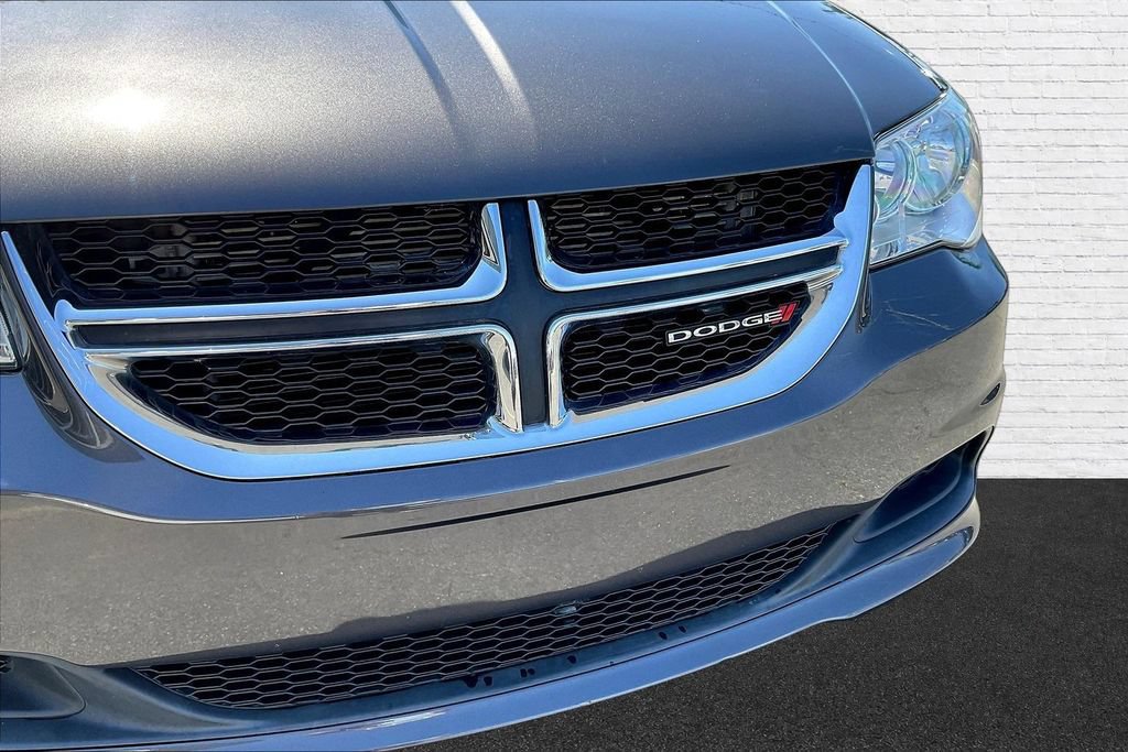 Used 2019 Dodge Grand Caravan SE FWD image 30