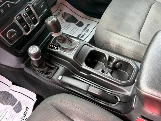Used 2022 Jeep Wrangler Unlimited Sport AWD/4WD image 21