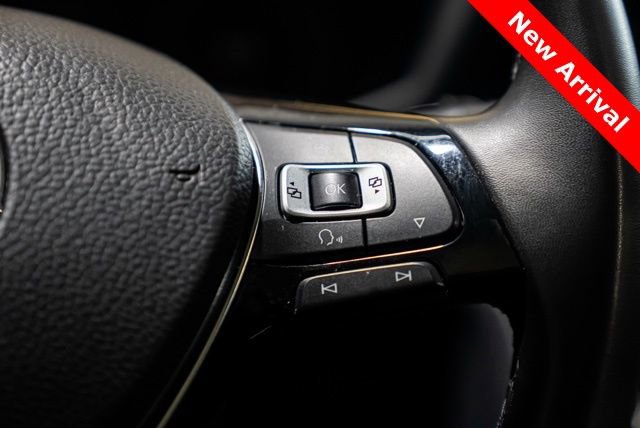 Used 2022 Volkswagen Passat 2.0T SE image 23