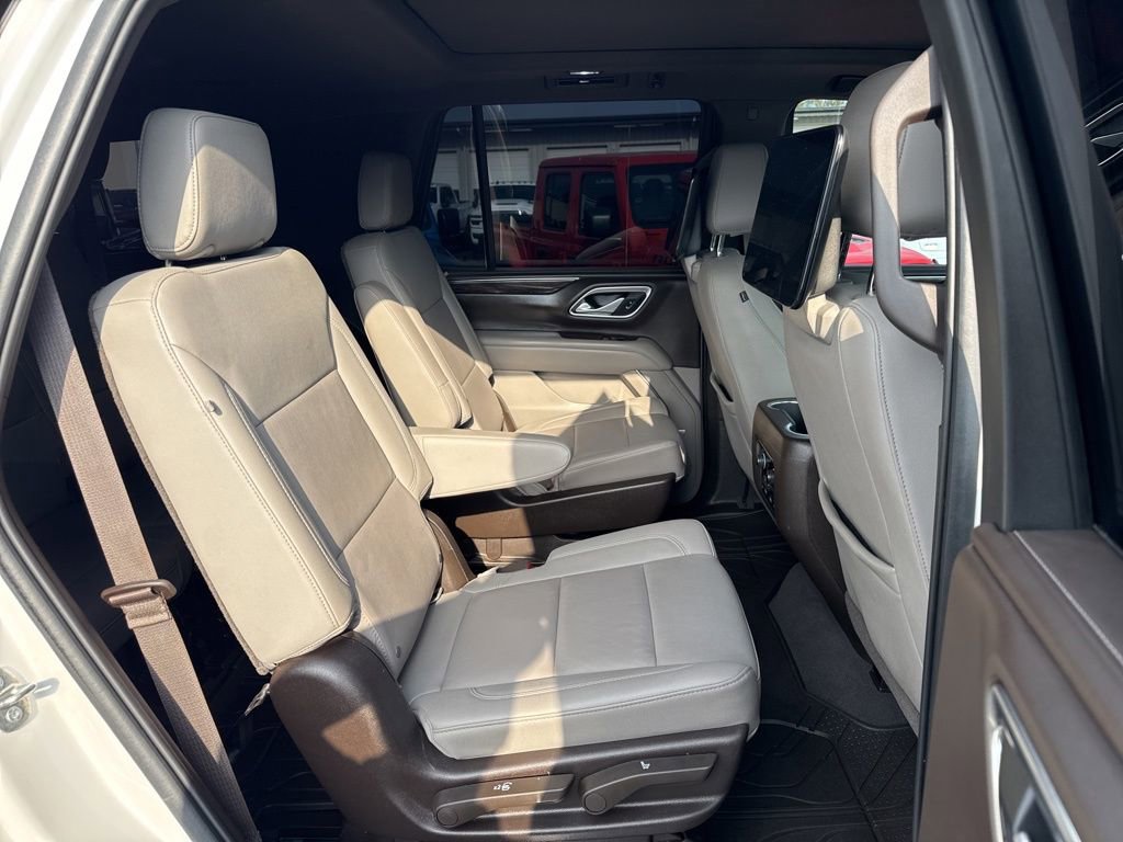 Used 2021 Chevrolet Tahoe Z71 w/ Rear Media and Nav Package image 22