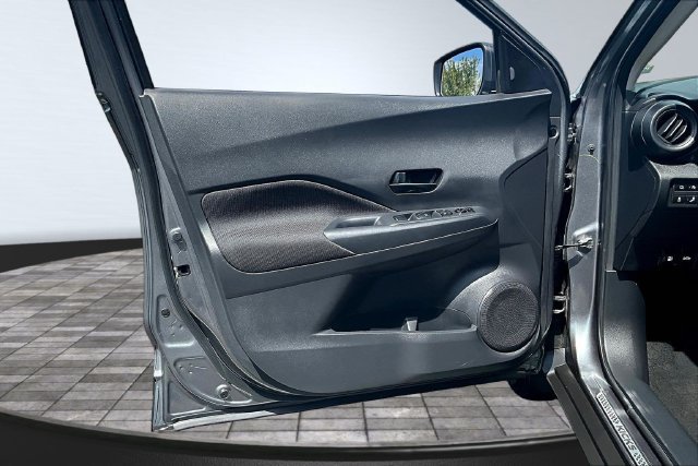 Used 2024 Nissan Kicks S FWD image 19
