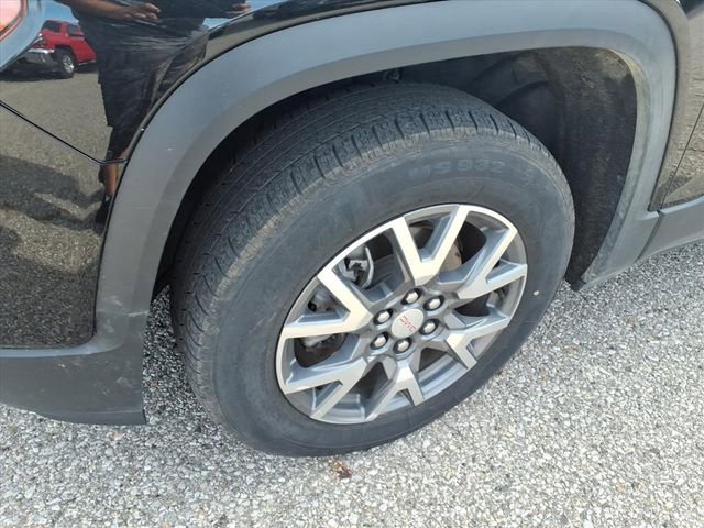 Used 2023 GMC Acadia SLT image 5