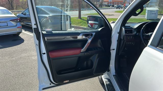Used 2023 Lexus GX 460 Premium w/ Premium Plus Package image 8