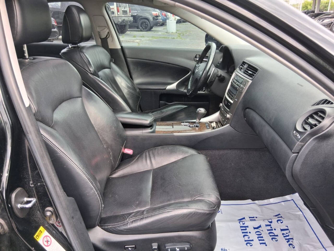 Used 2009 Lexus IS 250 AWD image 16