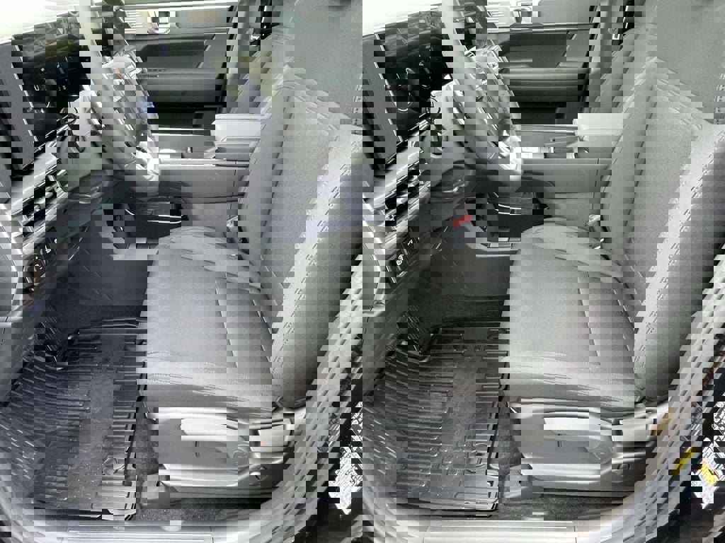 New 2026 Hyundai Santa Fe SE image 14