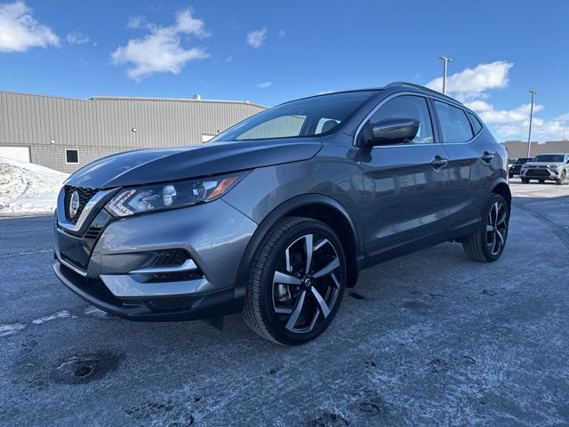 Used 2022 Nissan Rogue Sport SL image 3