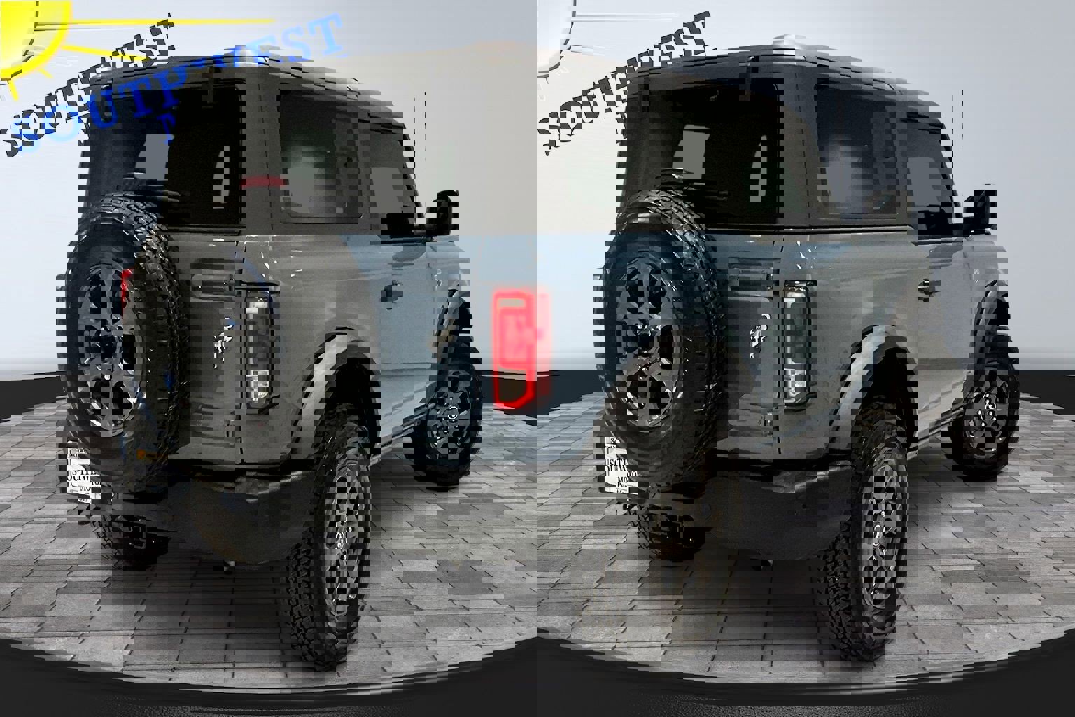 Used 2024 Ford Bronco Big Bend image 6