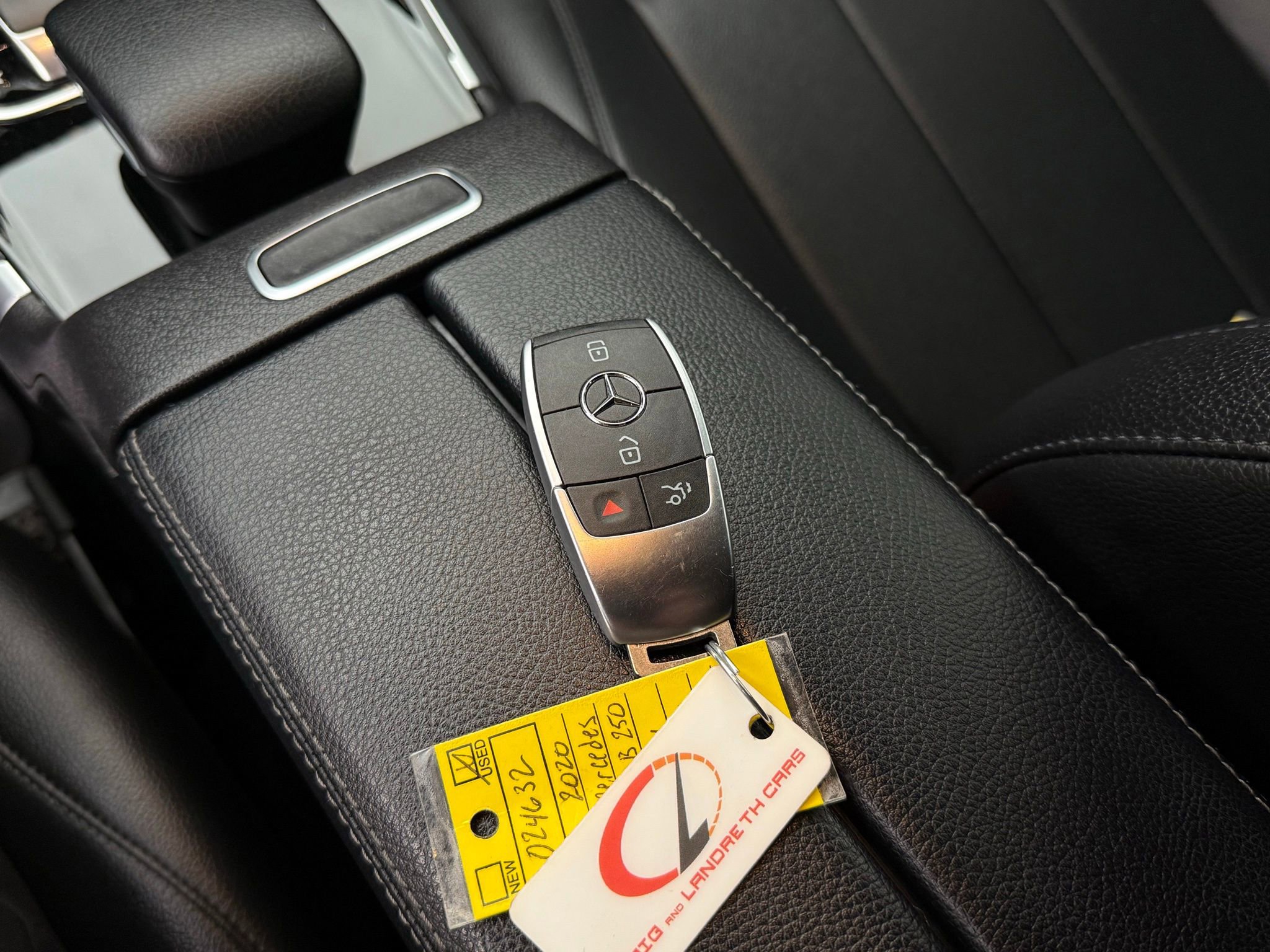 Used 2020 Mercedes-Benz GLB 250 4MATIC image 52