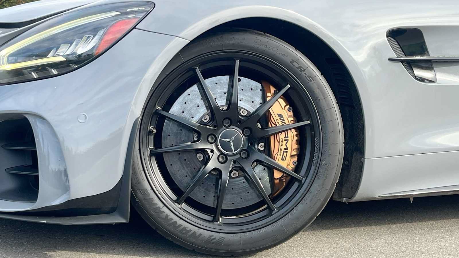 Used 2020 Mercedes-Benz AMG GT R image 24