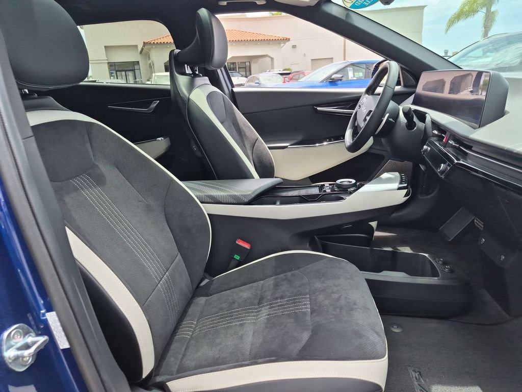 Used 2022 Kia EV6 GT-Line AWD/4WD image 29