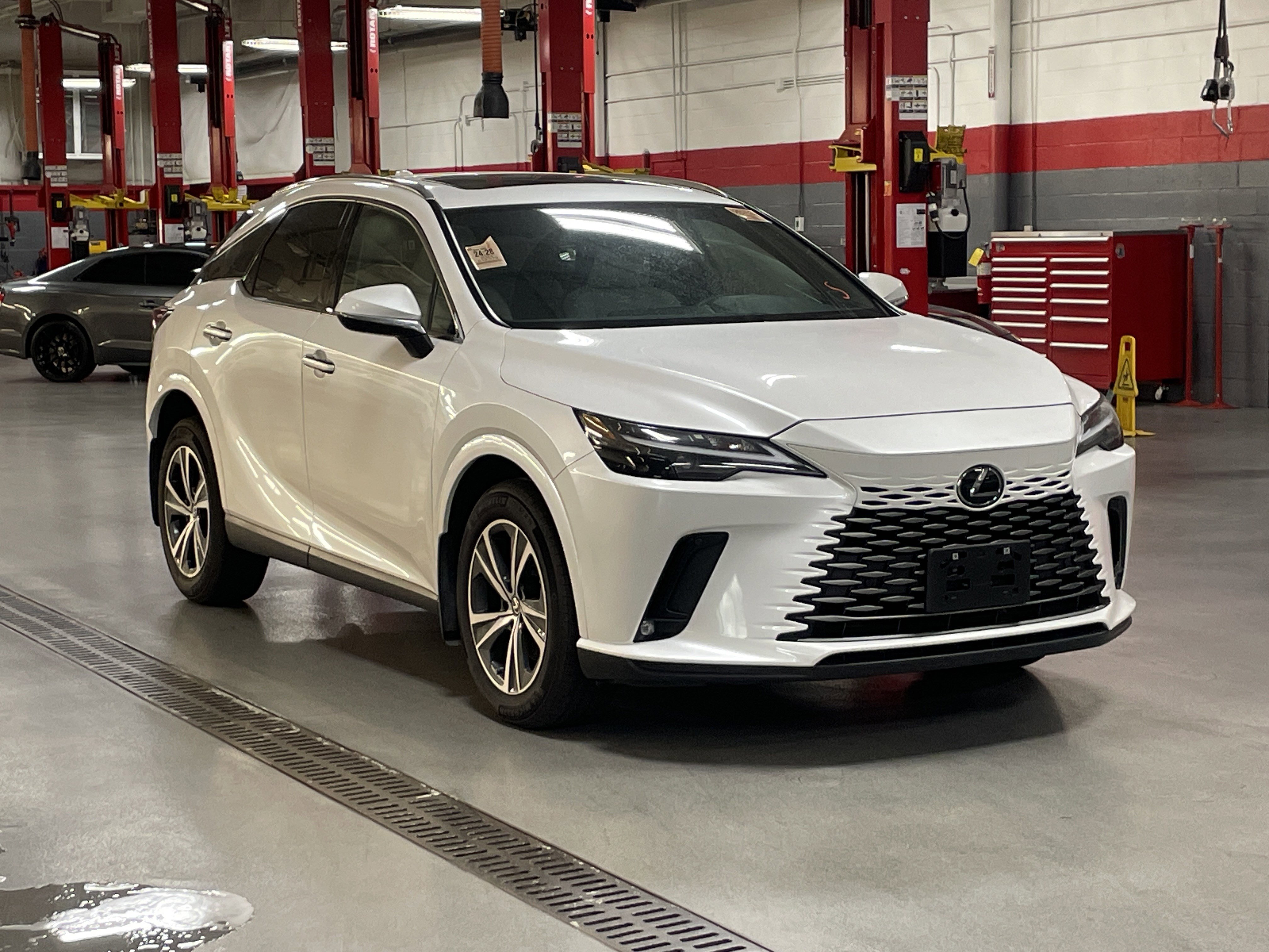 Used 2024 Lexus RX 350 Premium w/ Accessory Package (Z1) AWD/4WD video 2