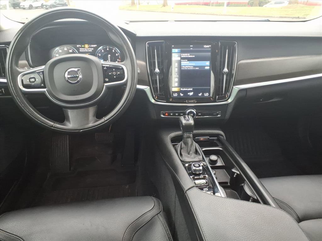 Used 2018 Volvo V90 T6 Cross Country w/ Convenience Package AWD/4WD image 9