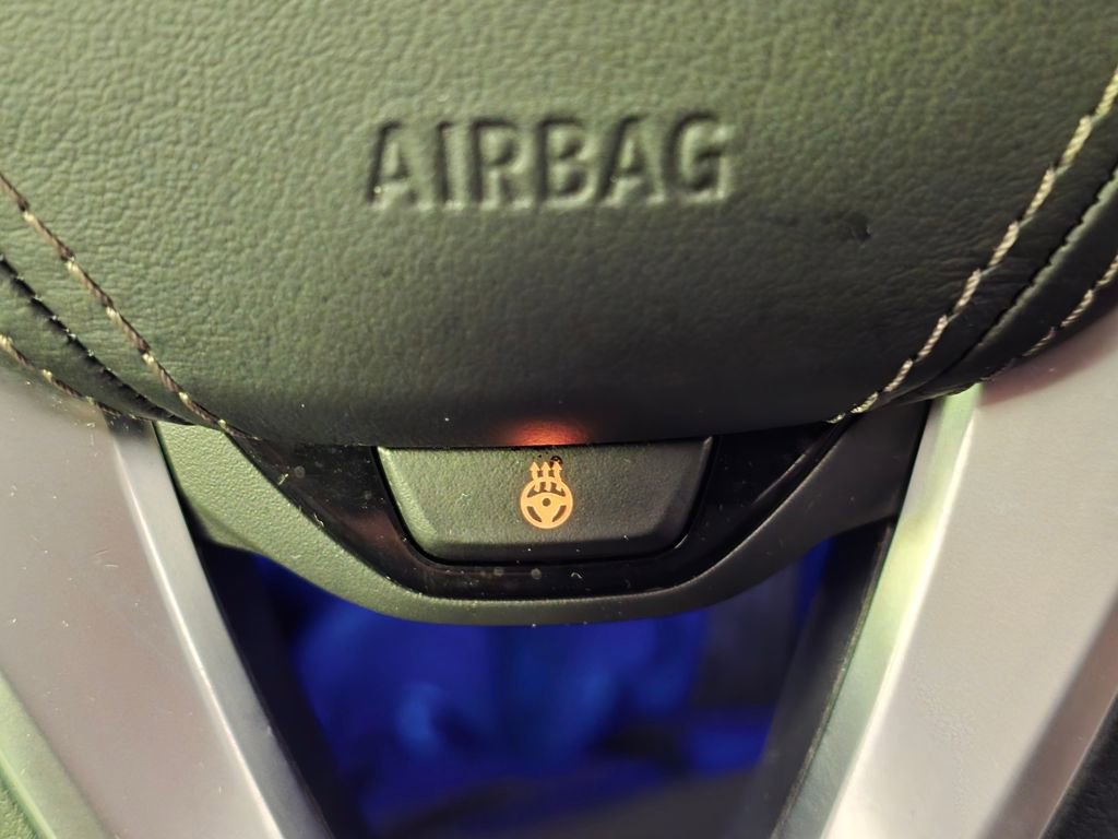 Certified 2023 BMW X6 xDrive40i w/ Premium Package image 23