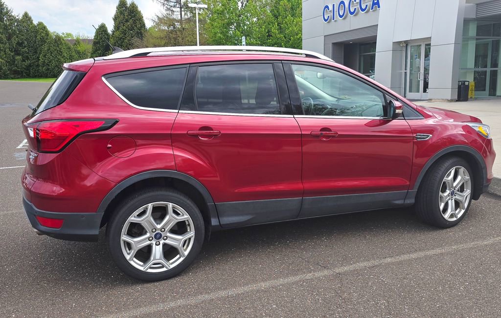 Used 2019 Ford Escape Titanium AWD/4WD image 5