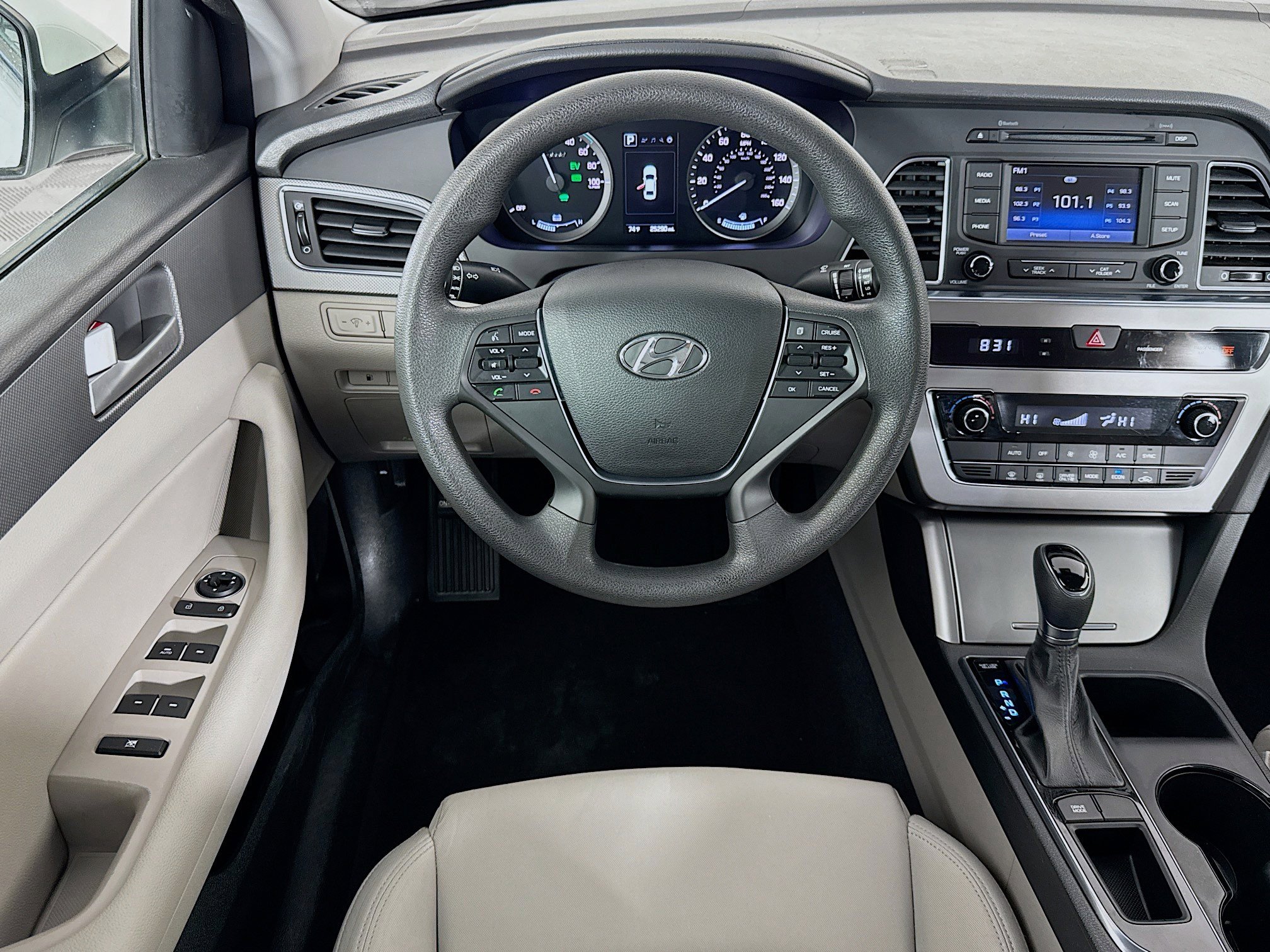 Used 2016 Hyundai Sonata SE image 16