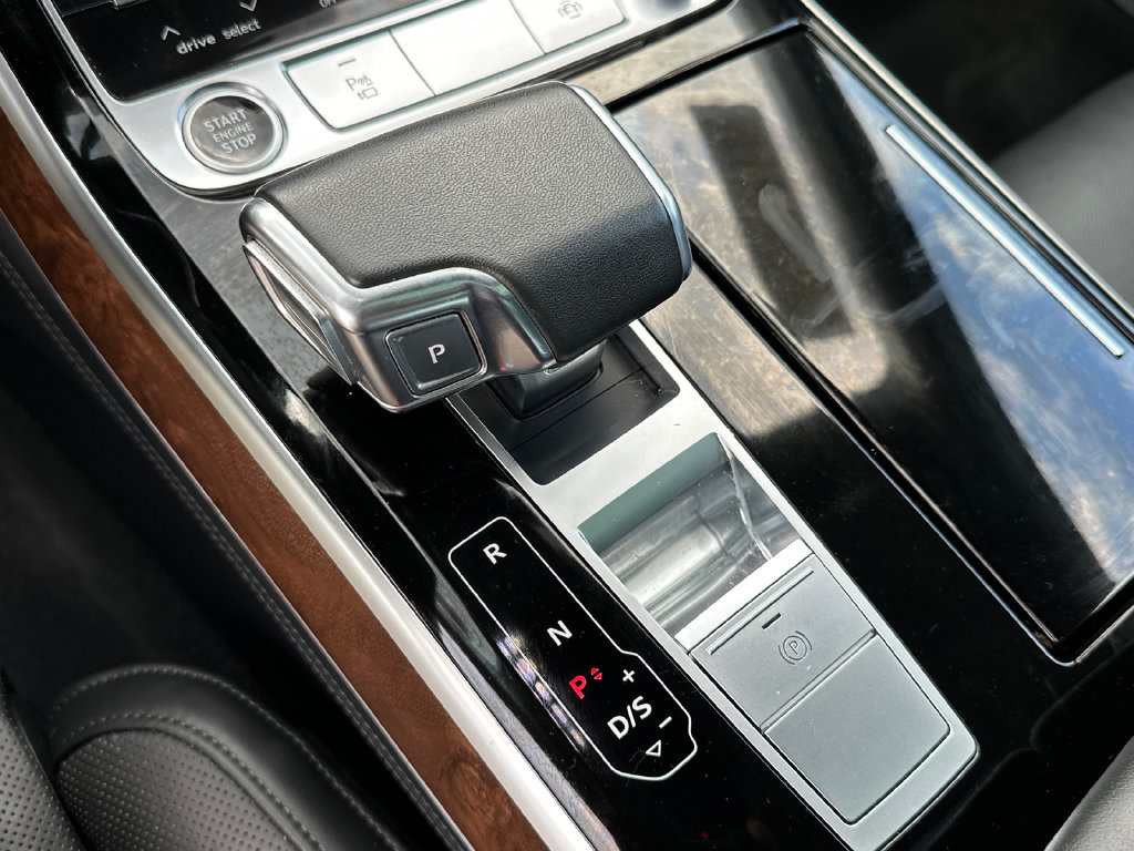 Used 2022 Audi A8 L 3.0T w/ Luxury Package AWD/4WD image 33