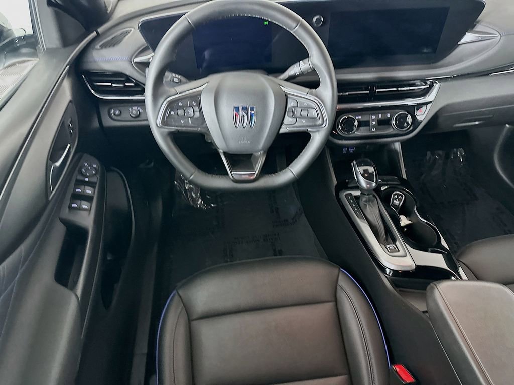 Used 2025 Buick Envista Sport Touring image 28