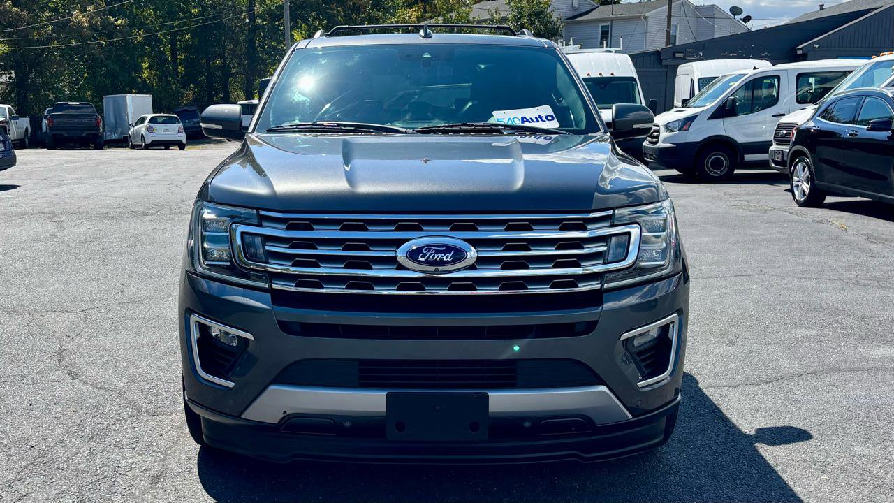 Used 2019 Ford Expedition Max Limited w/ Texas Edition Package RWD image 3