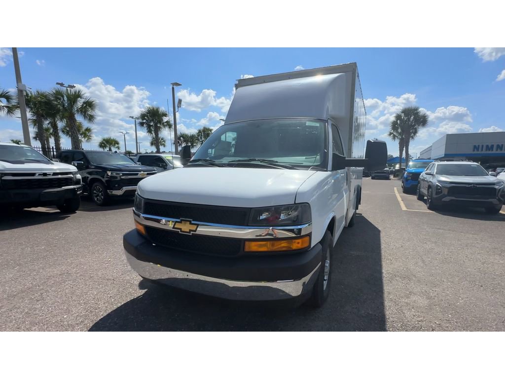 New 2025 Chevrolet Express 3500 w/ Power Convenience Package image 7
